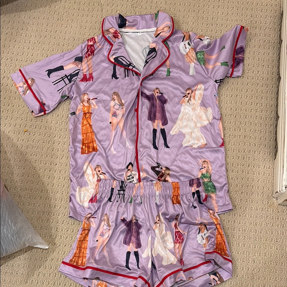 Stylish adult Pajamas in Purple